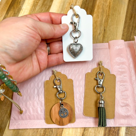 Set of 3 Charms for Valentine's Day gifts for friends! - Picture 2 of 8